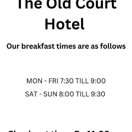 The Old Court Hotel Уитни Экстерьер фото